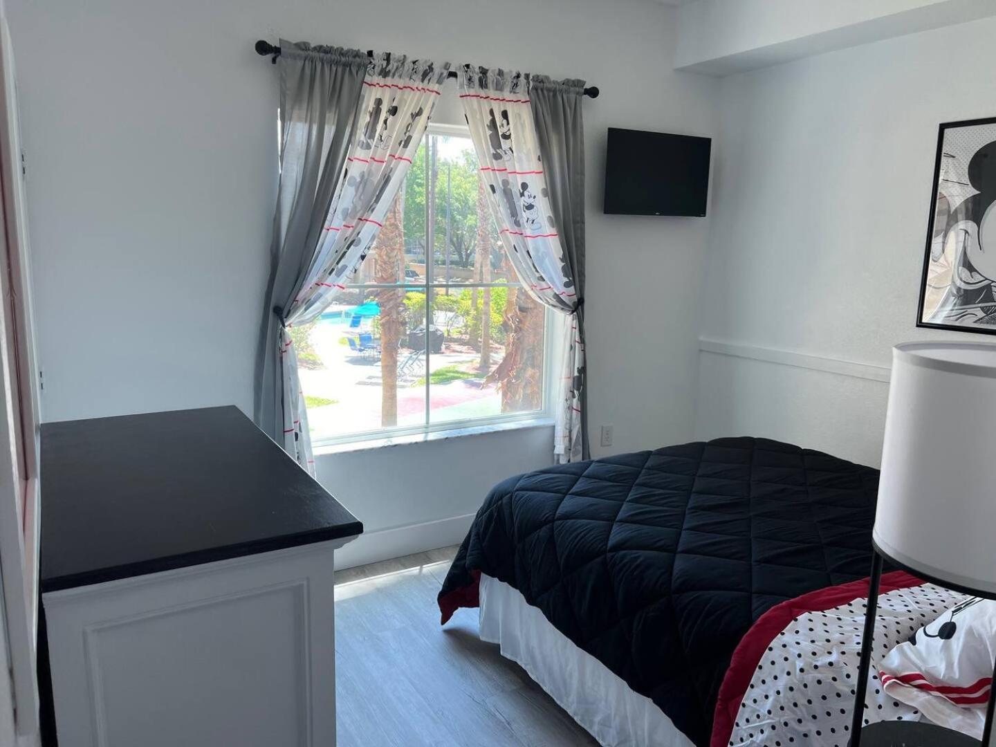 3 Beds Disneyfree Shuttle Apartment *
