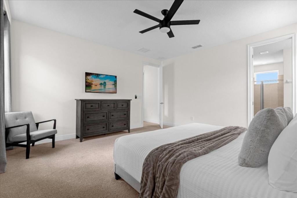 5 Bedrooms- 5 Bathrooms- Encore 7421 Ma Holiday home