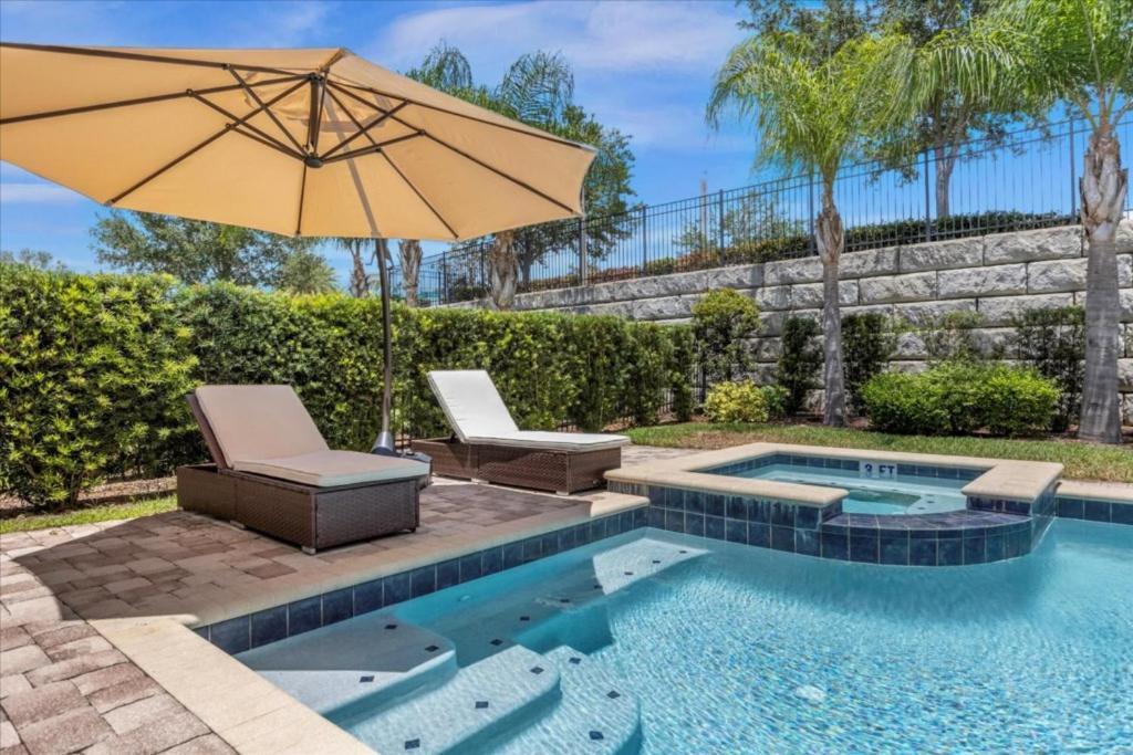 5 Bedrooms- 5 Bathrooms- Encore 7421 Ma Orlando