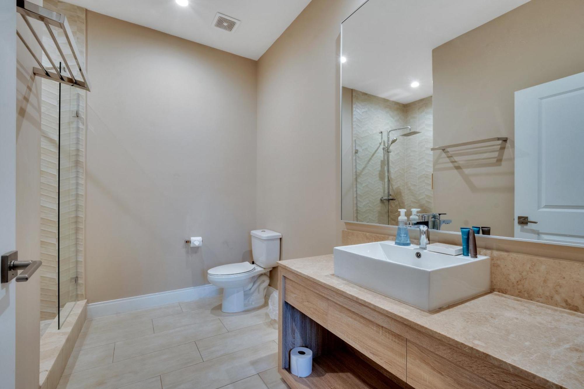 Magic Village 4bd Luxury Near World Holiday home Orlando
