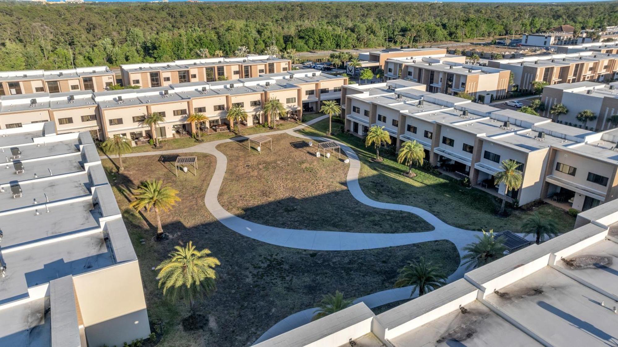 Magic Village 4bd Luxury Near World