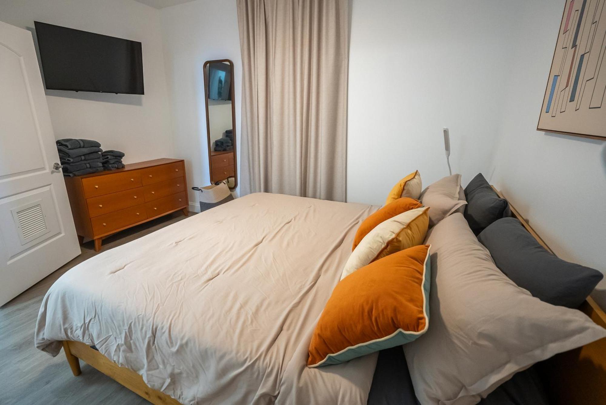 Apartment 4th Floor - 5 Min *