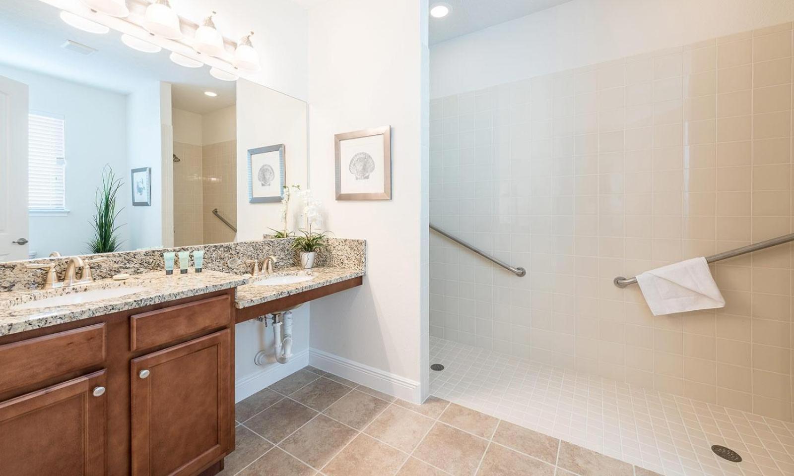 Airy 8 Bdrm Retreat With Water Park Views In Encore * Orlando
