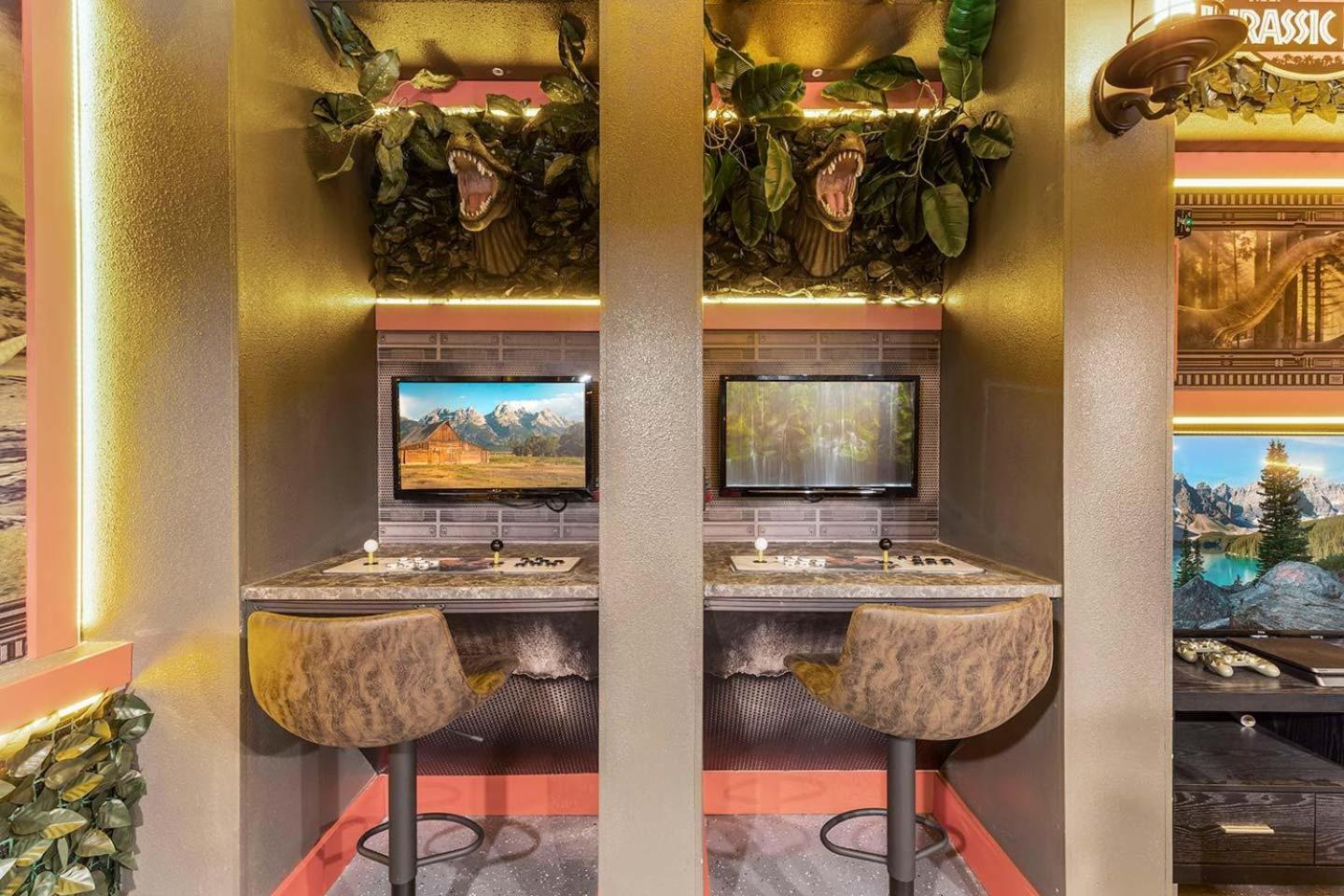 Holiday home Ec375 - Theming Paradise With Games At Encore *