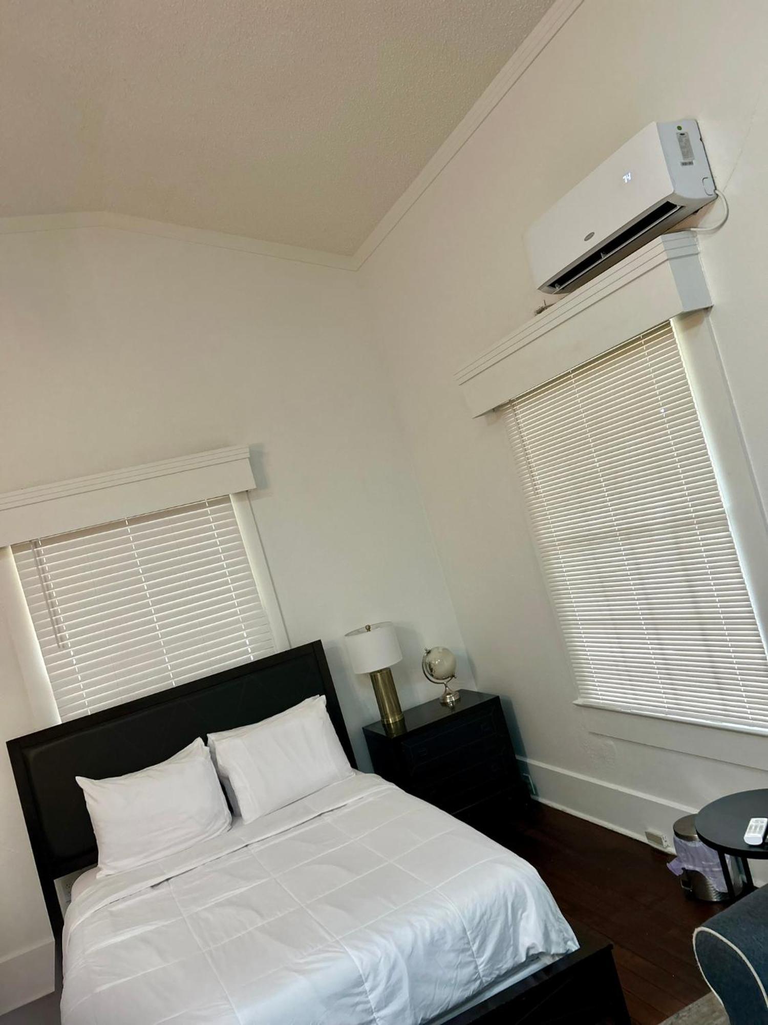 Renovated Peaceful Luxury Walk To Mall Park Publix * Orlando