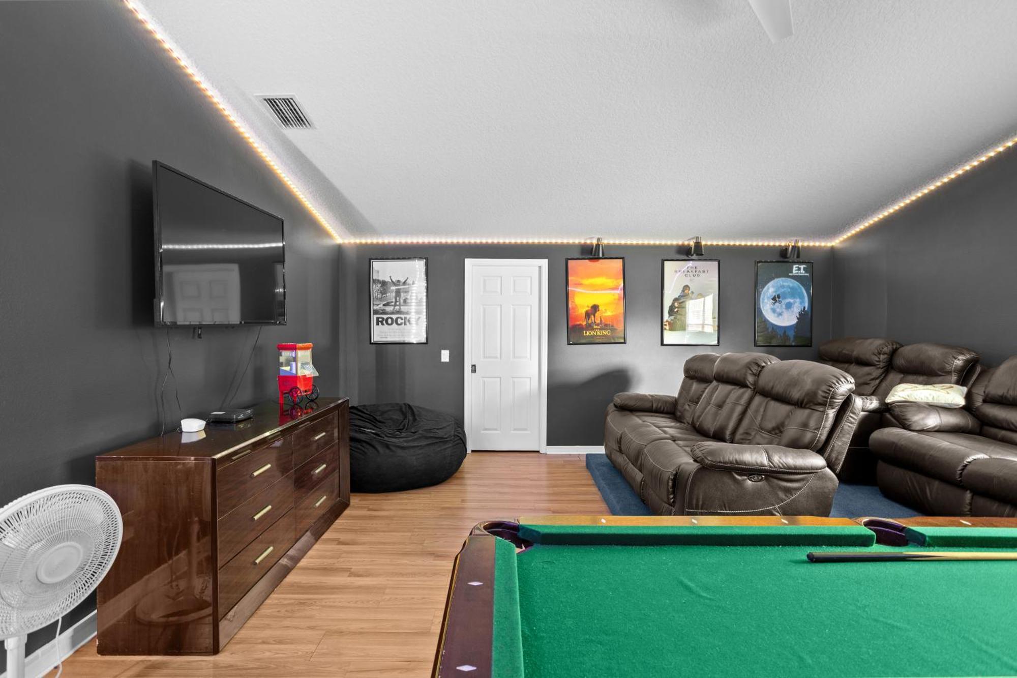 Spacious Lakefront House With Pool, Hottub, & Boating Holiday home Orlando