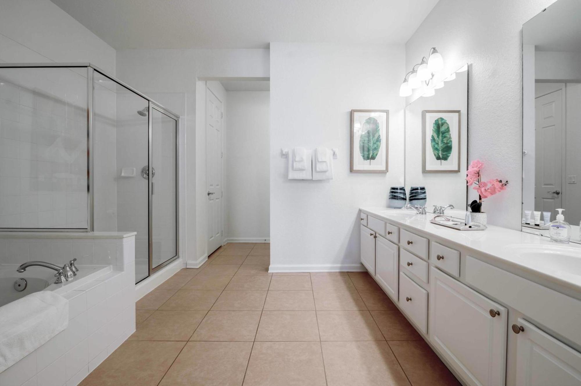Vista Cay Lakeview Allure Near Theme Parks, And Walk To Convention Center