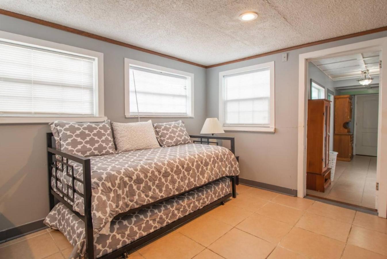Ucf Comfort Hub 2br Pet-friendly Living Orlando