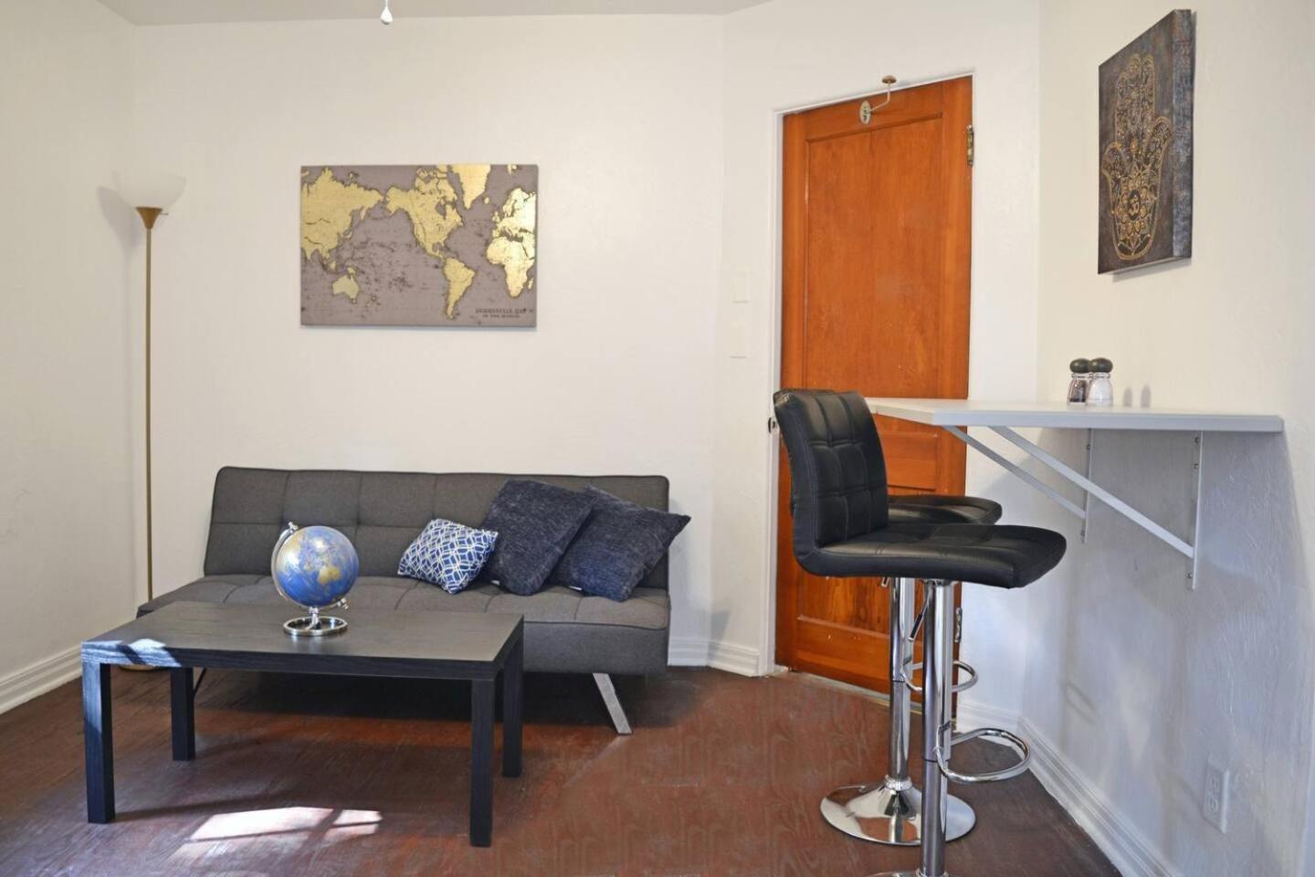 Relaxing 2br Wi-fi & Pet-friendly