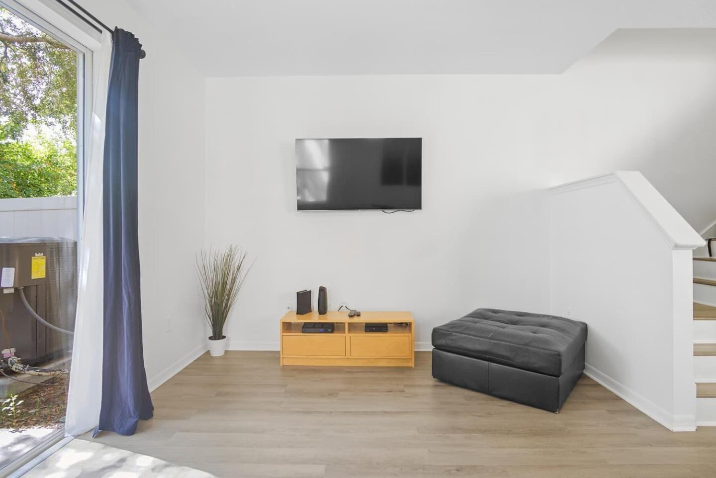 3br Basecamp Comfort Meets Fast Wifi! *