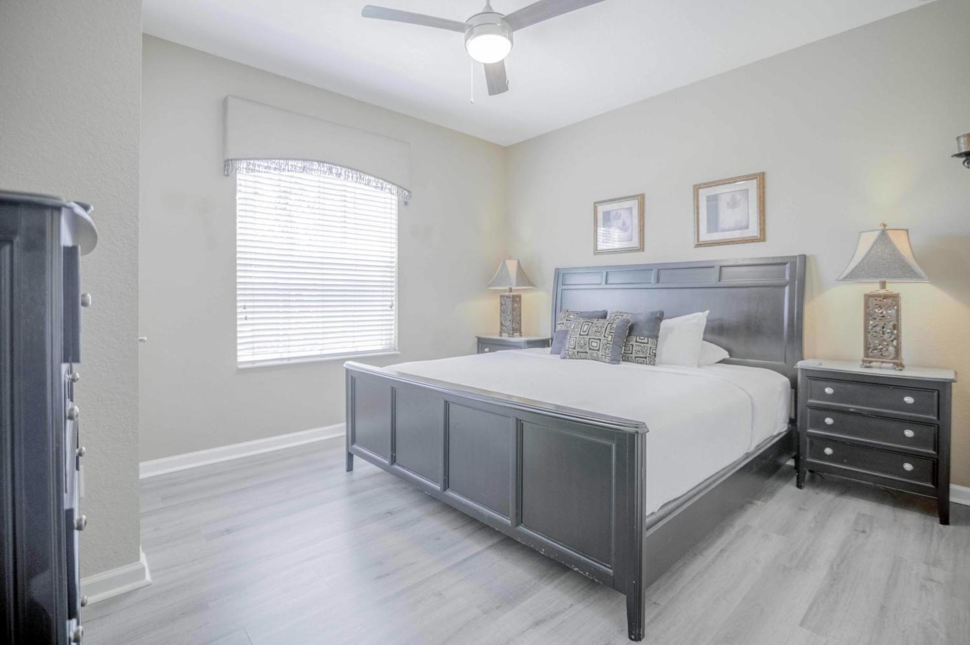 Huge ! Vista Cay Hideaway Corner Near Parks & Int'l Dr * Orlando