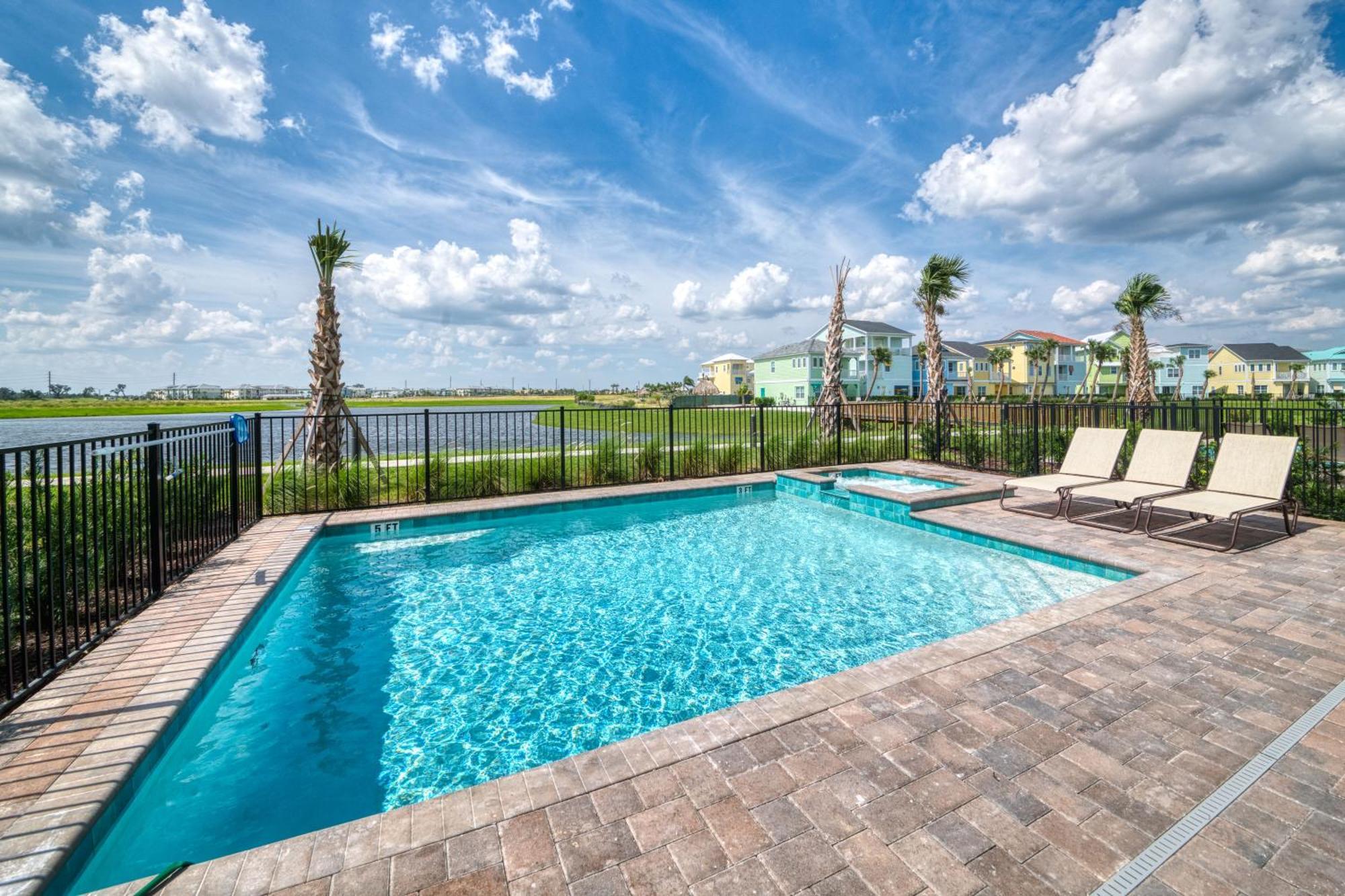 Holiday home Blissful Oasis With Private Pool Near With Margaritaville Island H2o Access - 8057su Orlando