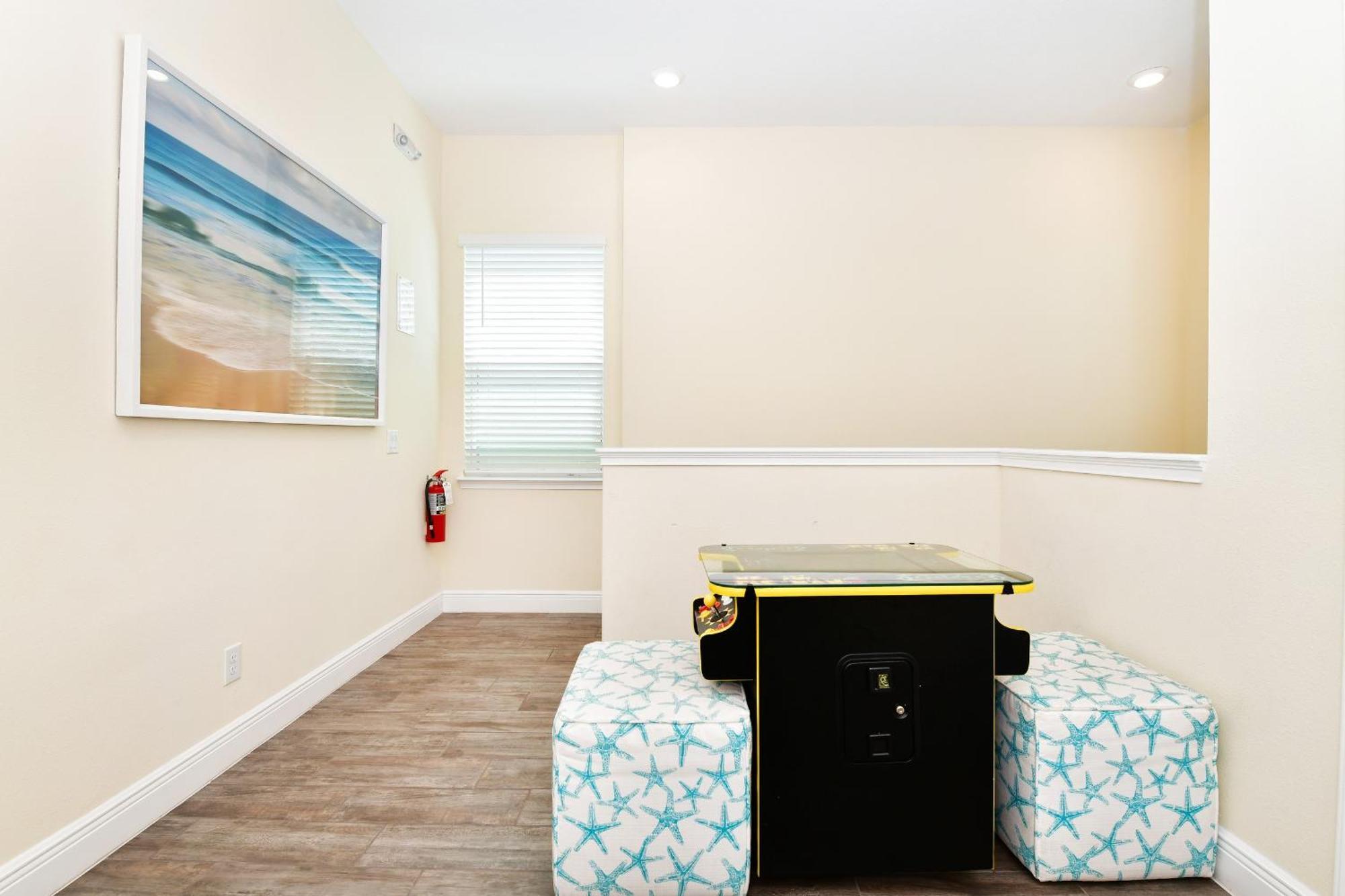 Beautiful With Hot Tub Near With Margaritaville Island H2o Access - 8053ls * Orlando