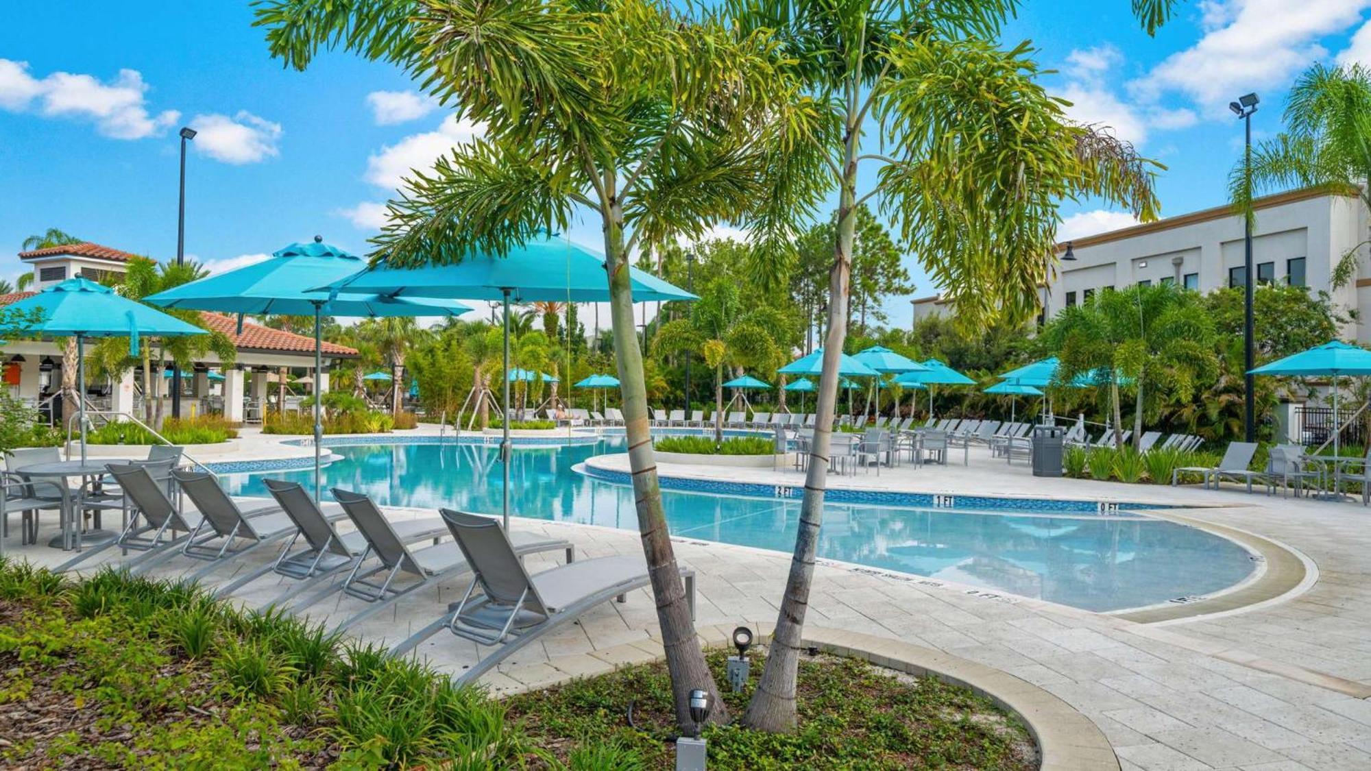 Vista Cay Lakeview Allure Near Theme Parks, And Walk To Convention Center * Orlando