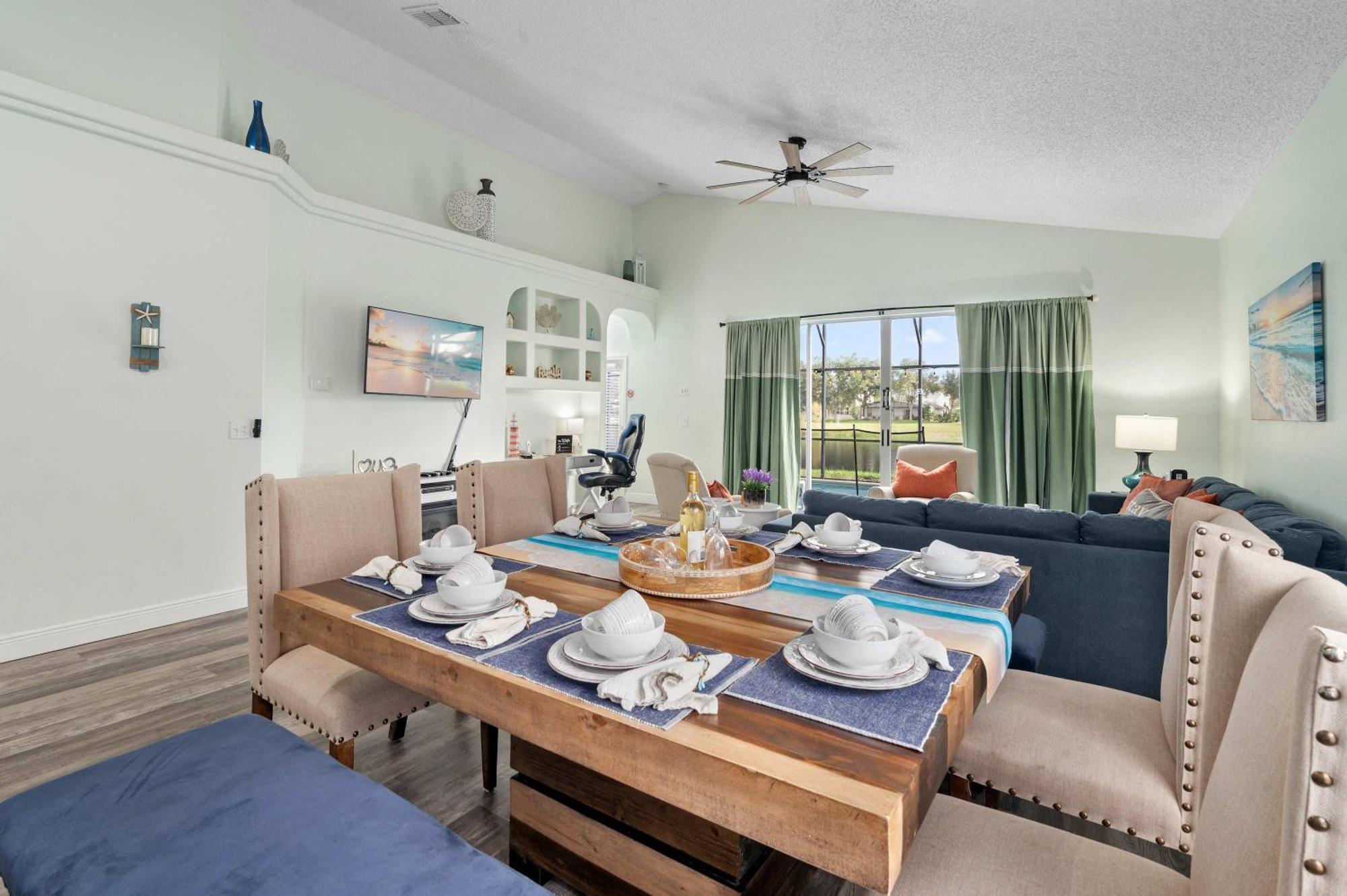 Single-level W Heated Pool & 9mi To