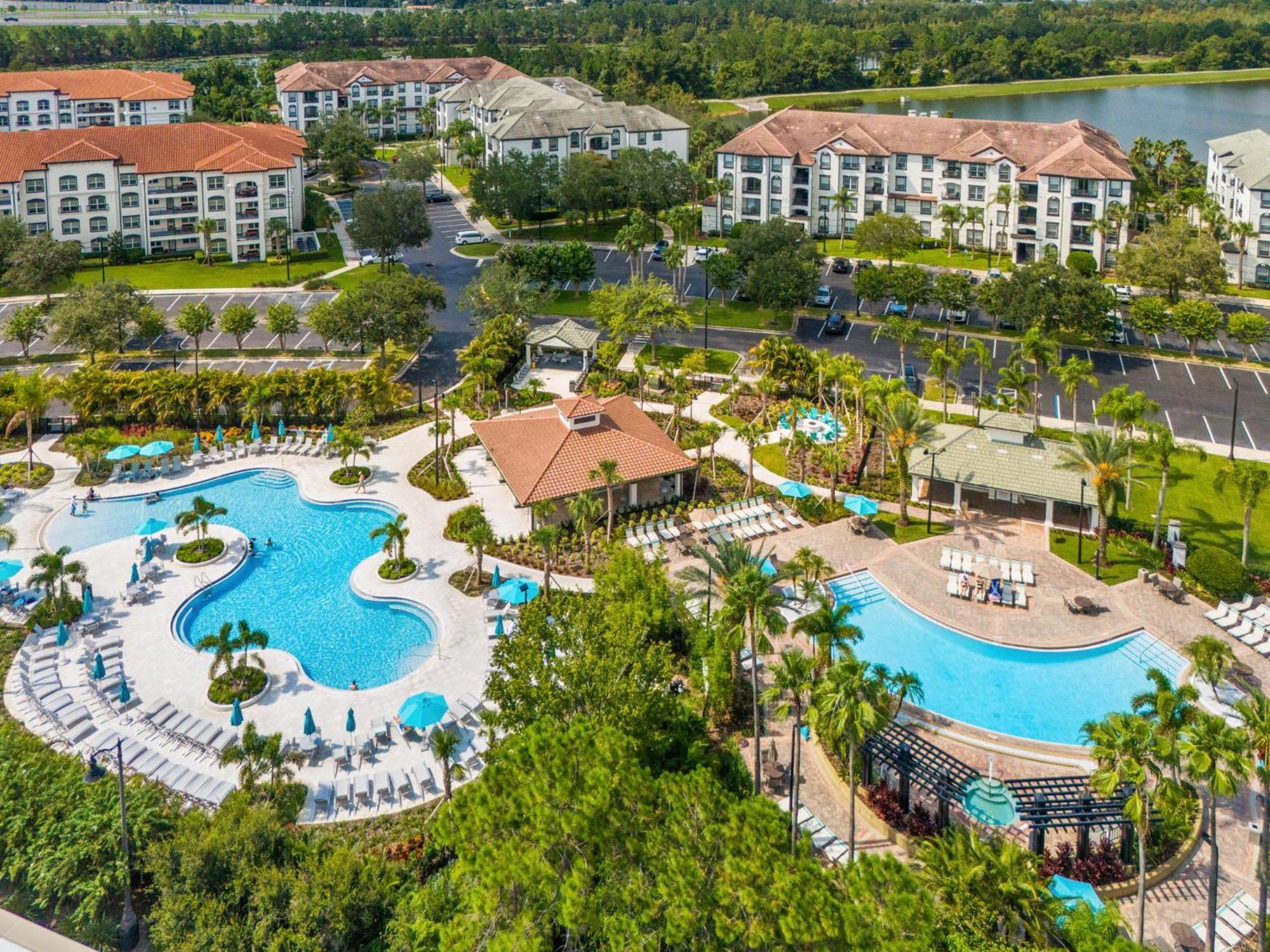 Vista Cay Standard 3 Bedroom Penthouse Apartment *