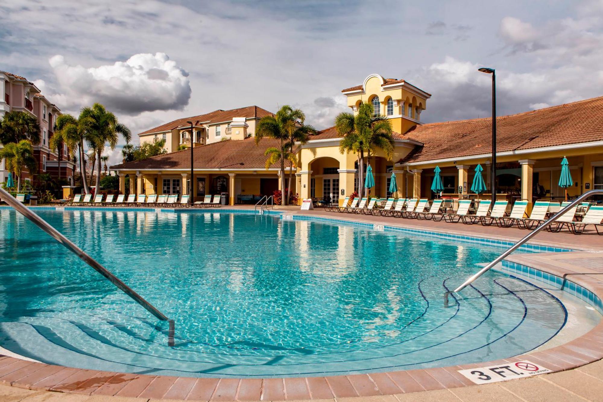 Dream 4814 At Vista Cay Apartment
