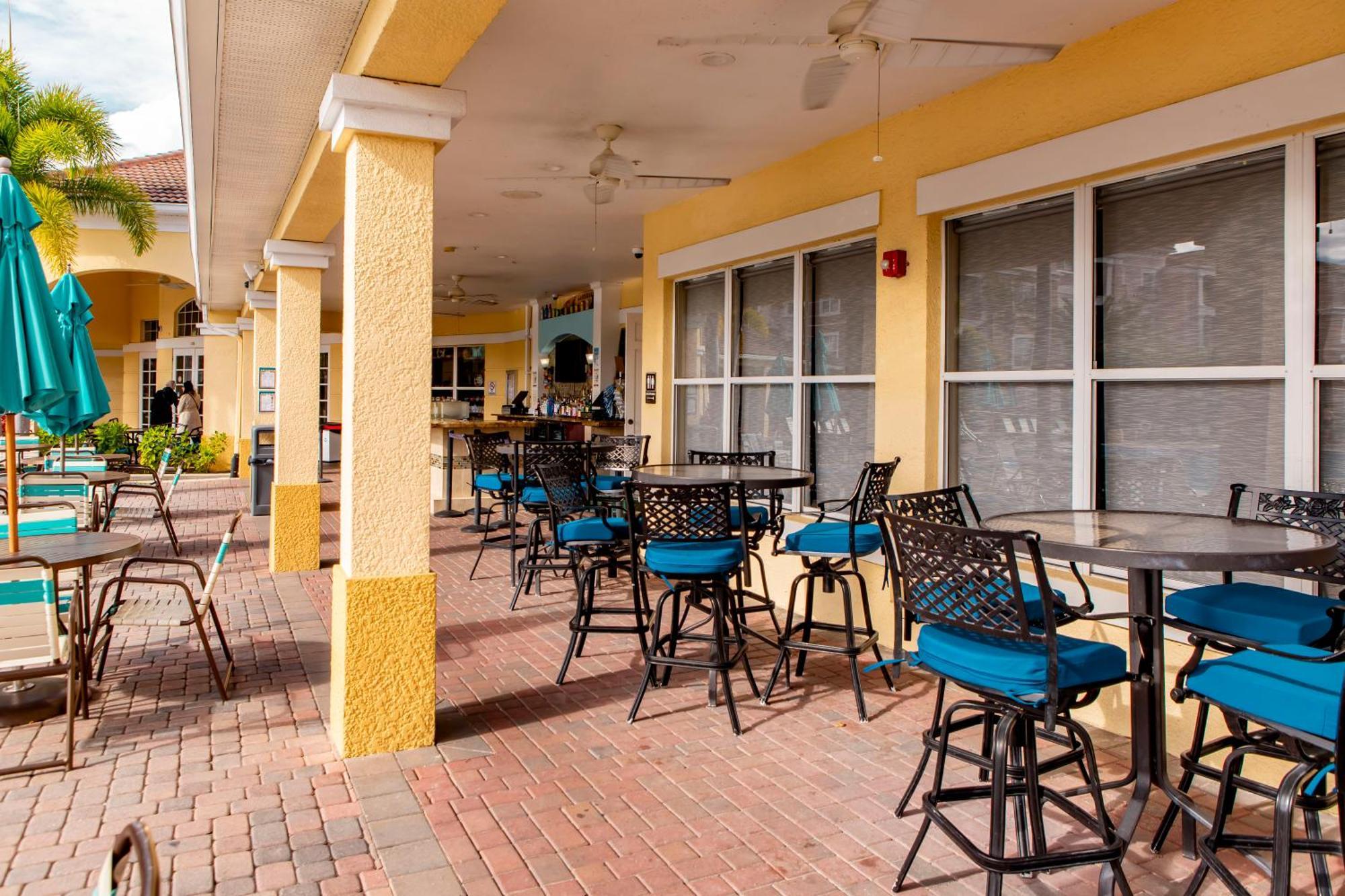 Dream 4814 At Vista Cay Apartment