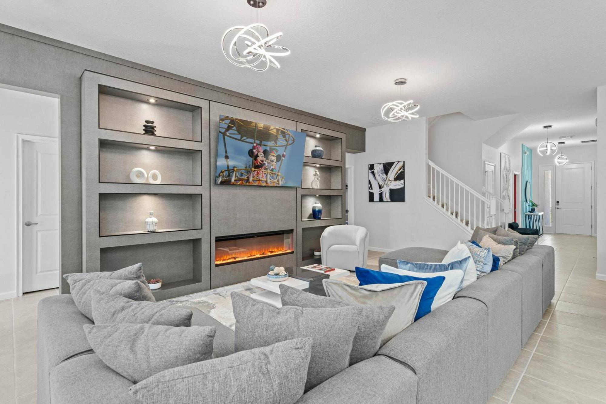 Luxury Living: 6br Near Seaworld Icon Park Holiday home *