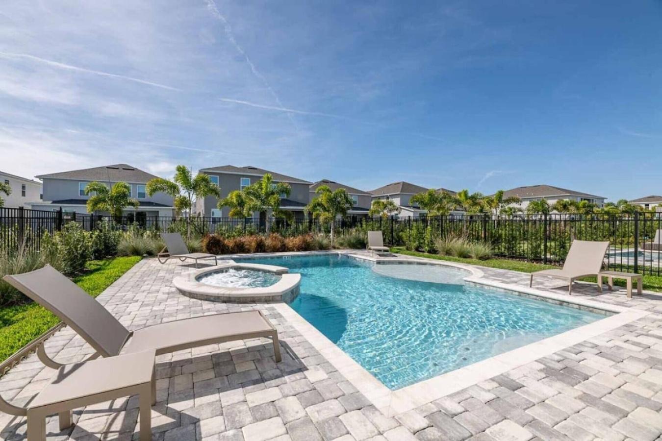Stunning Spacious 6 Bed With Themed Games Orlando