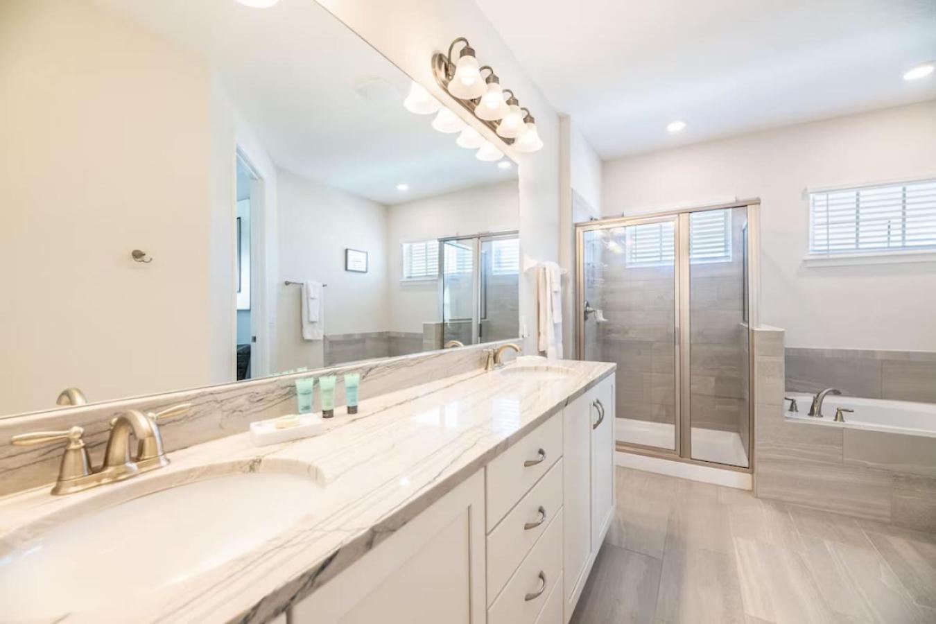Stunning Spacious 6 Bed With Themed Games Orlando
