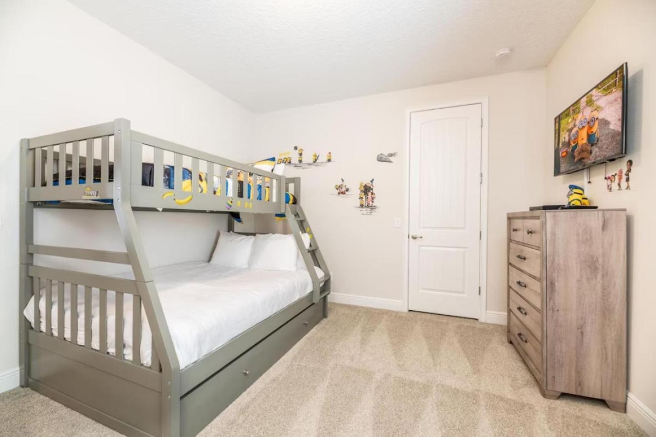 Stunning Spacious 6 Bed With Themed Games *