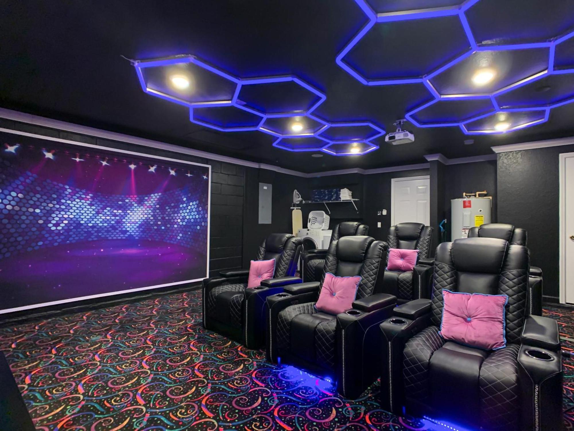Villa Wh7820bs - 5 Bedrooms - Pool - Theater - *