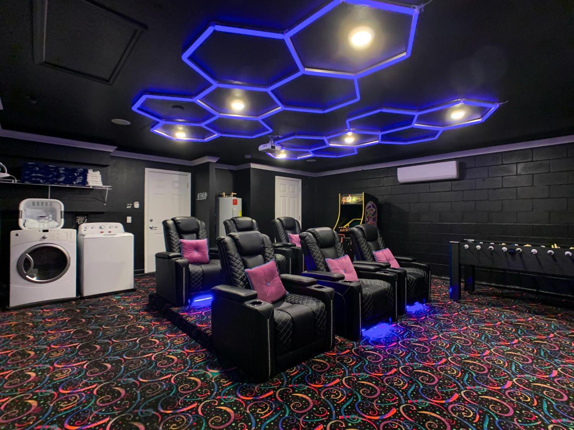 Wh7820bs - 5 Bedrooms - Pool - Theater - Villa Orlando