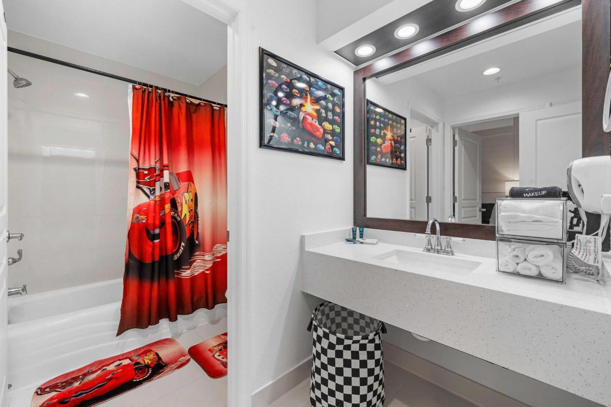 3 Beds Disneyfree Shuttle Apartment