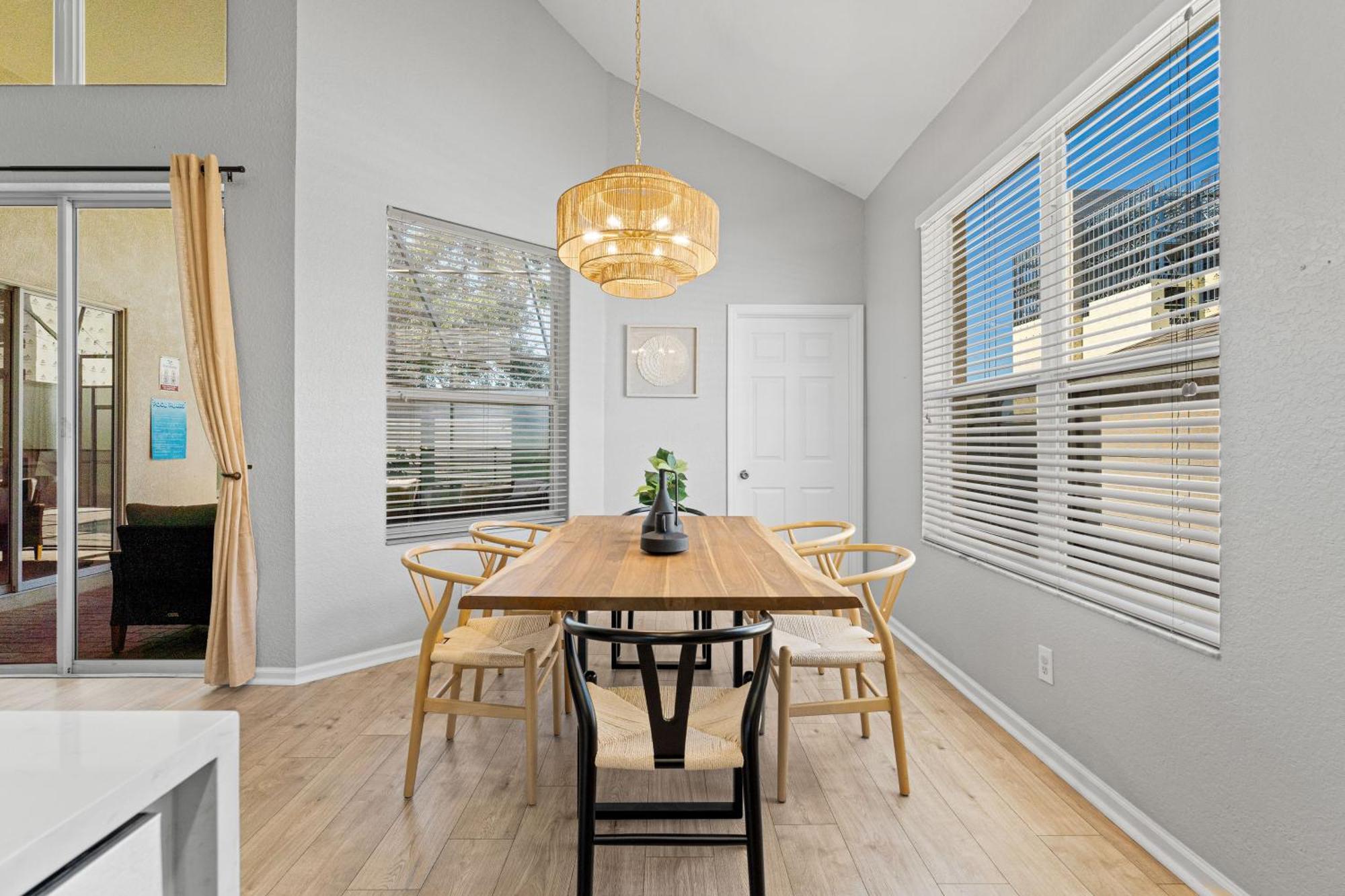 Holiday home Themed Home, Private Heated Pool, Community Waterpark Orlando