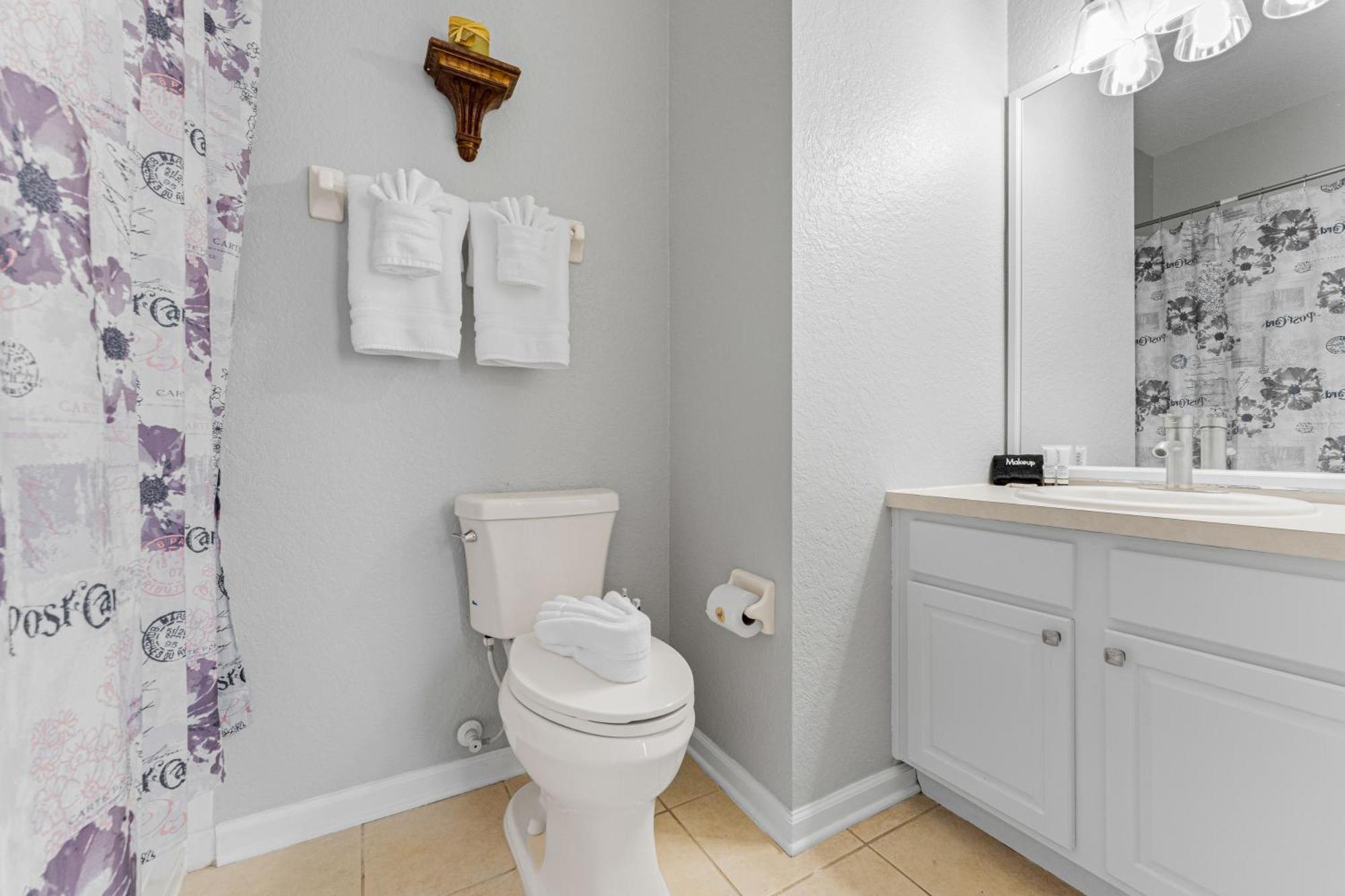 Holiday home Themed Home, Private Heated Pool, Community Waterpark Orlando