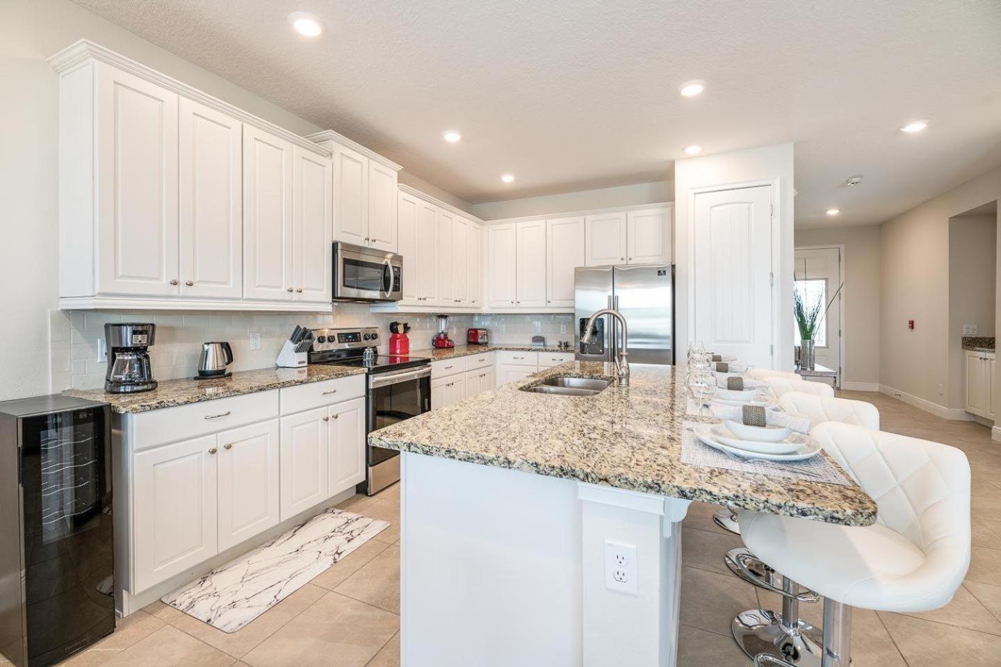 Elegant 8 Bdrm With Games At Encore Holiday home