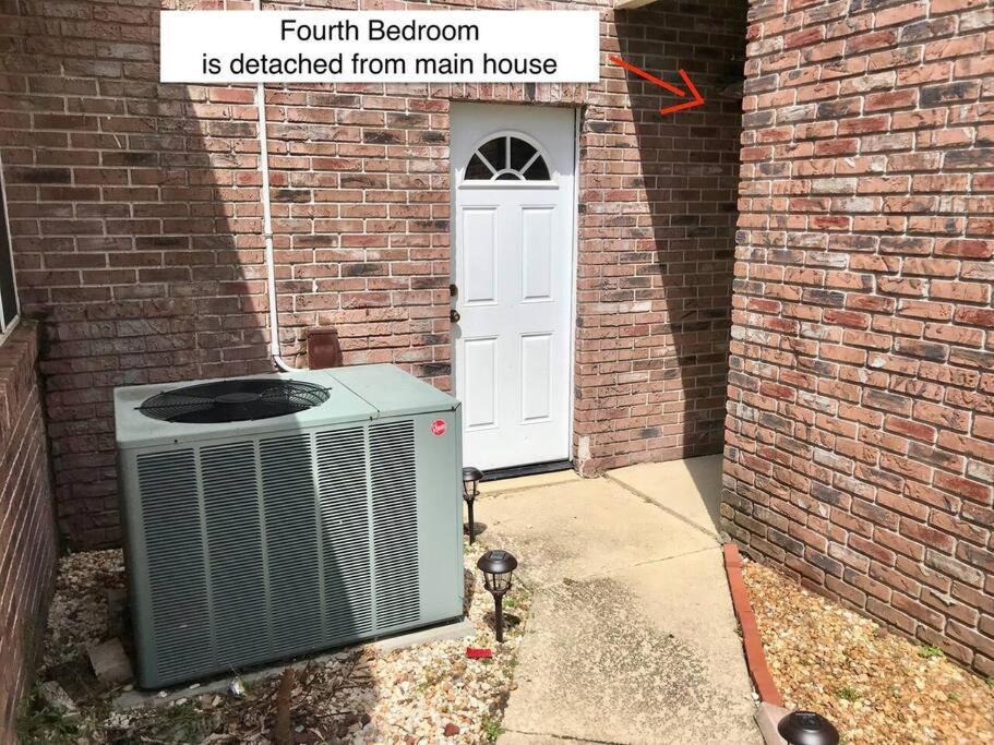 4 Rooms, Lake, Pool, Hot Tub, Bocce Ball, Putting * Orlando
