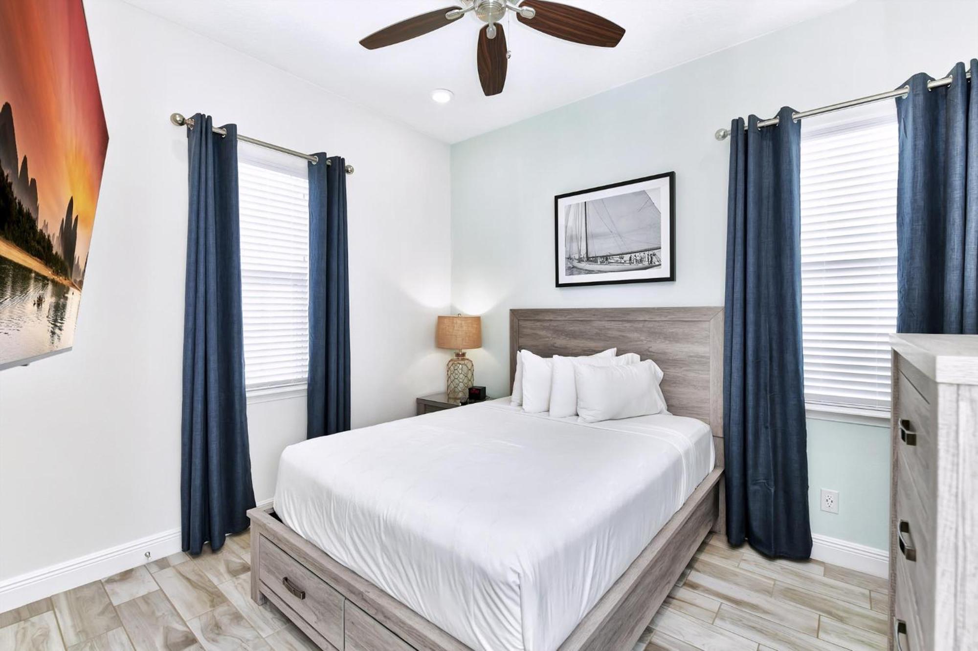 Sky Blue And Palm Trees Near With Margaritaville Island H2o Access - 8071kd Holiday home