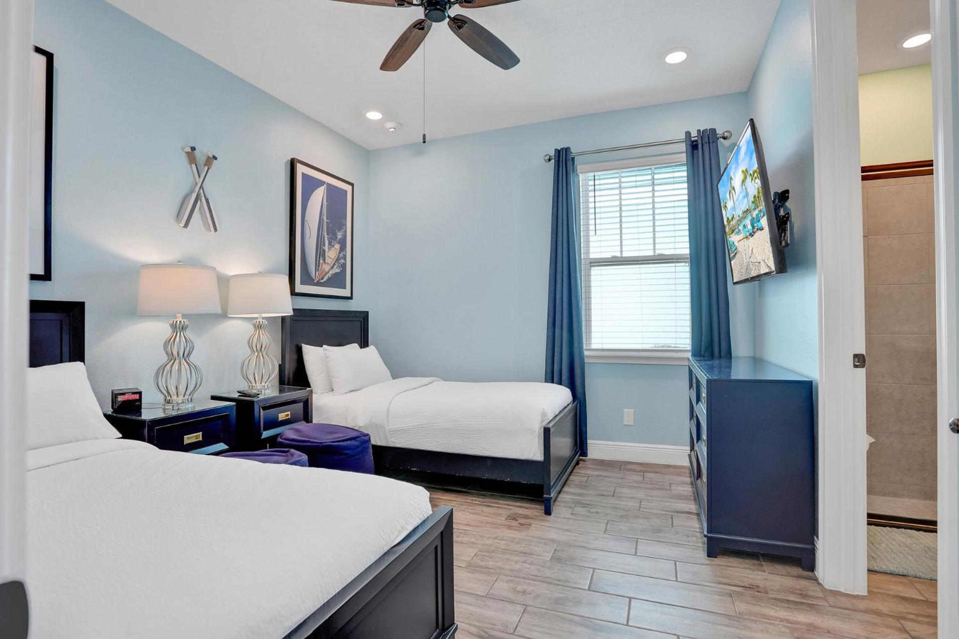 Luxurious 8 Bedroom In Orlando6490