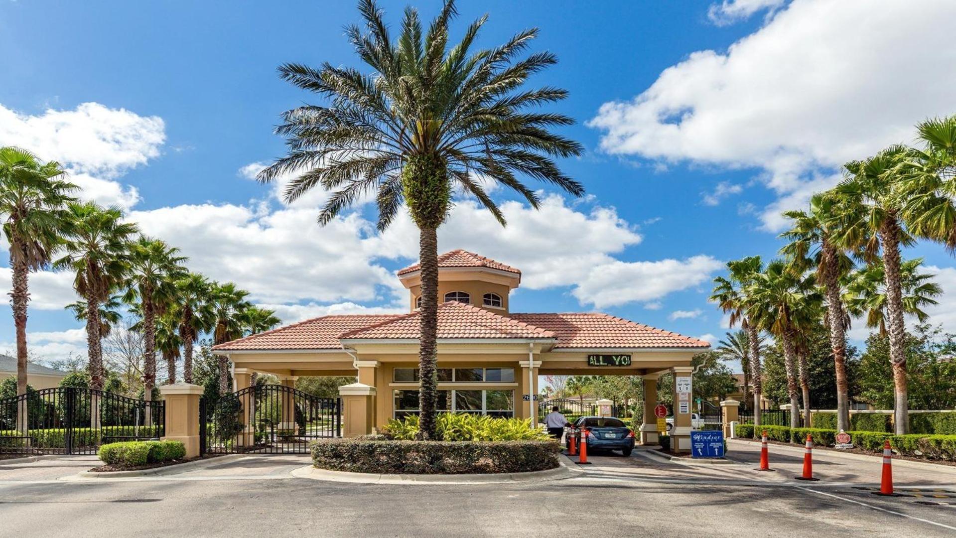 Spacious 6br With Pool 3 Miles To * Orlando