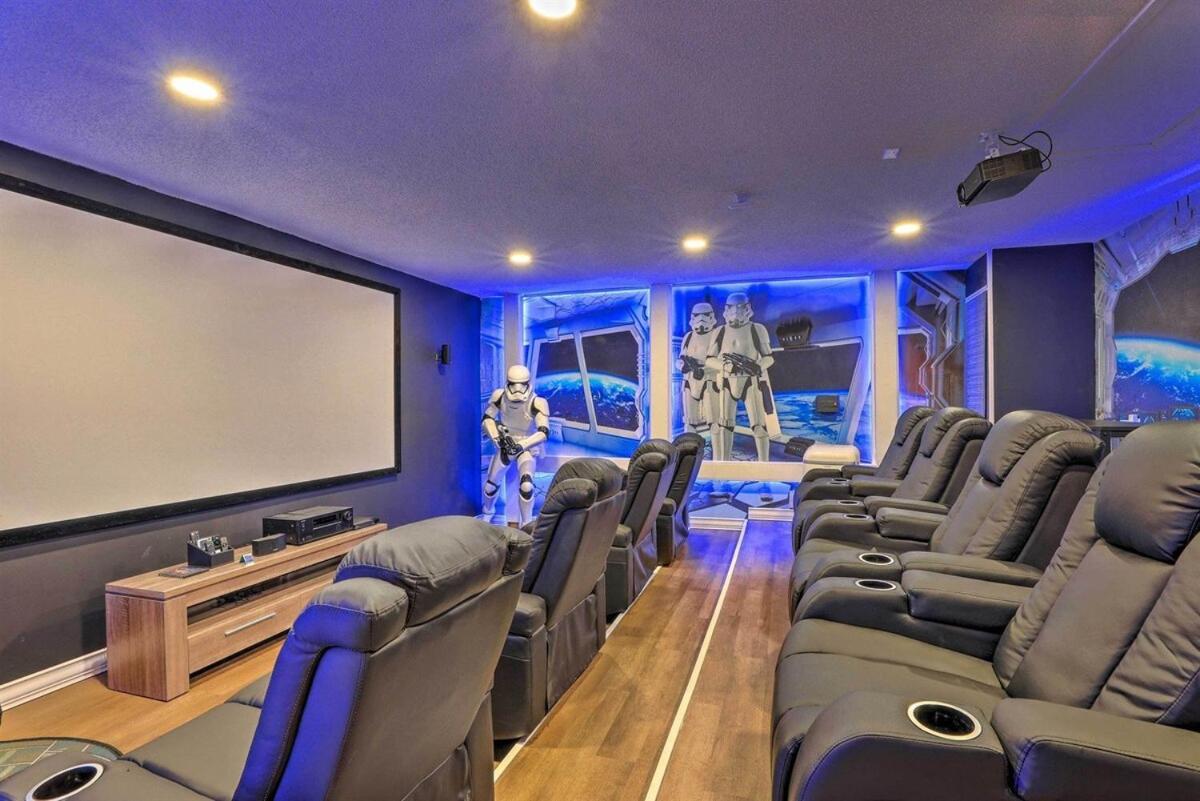 Florida Star Wars Villa, Poolside Cinema