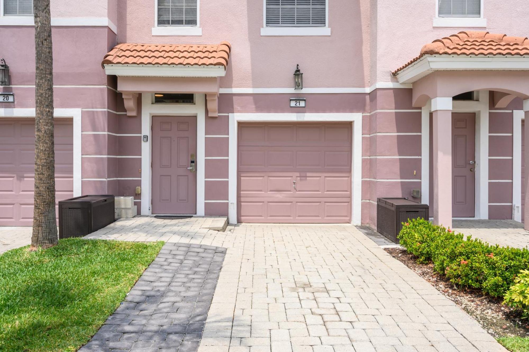 Holiday home Beautiful Epic Universe Townhome, Vista Cay - 4027