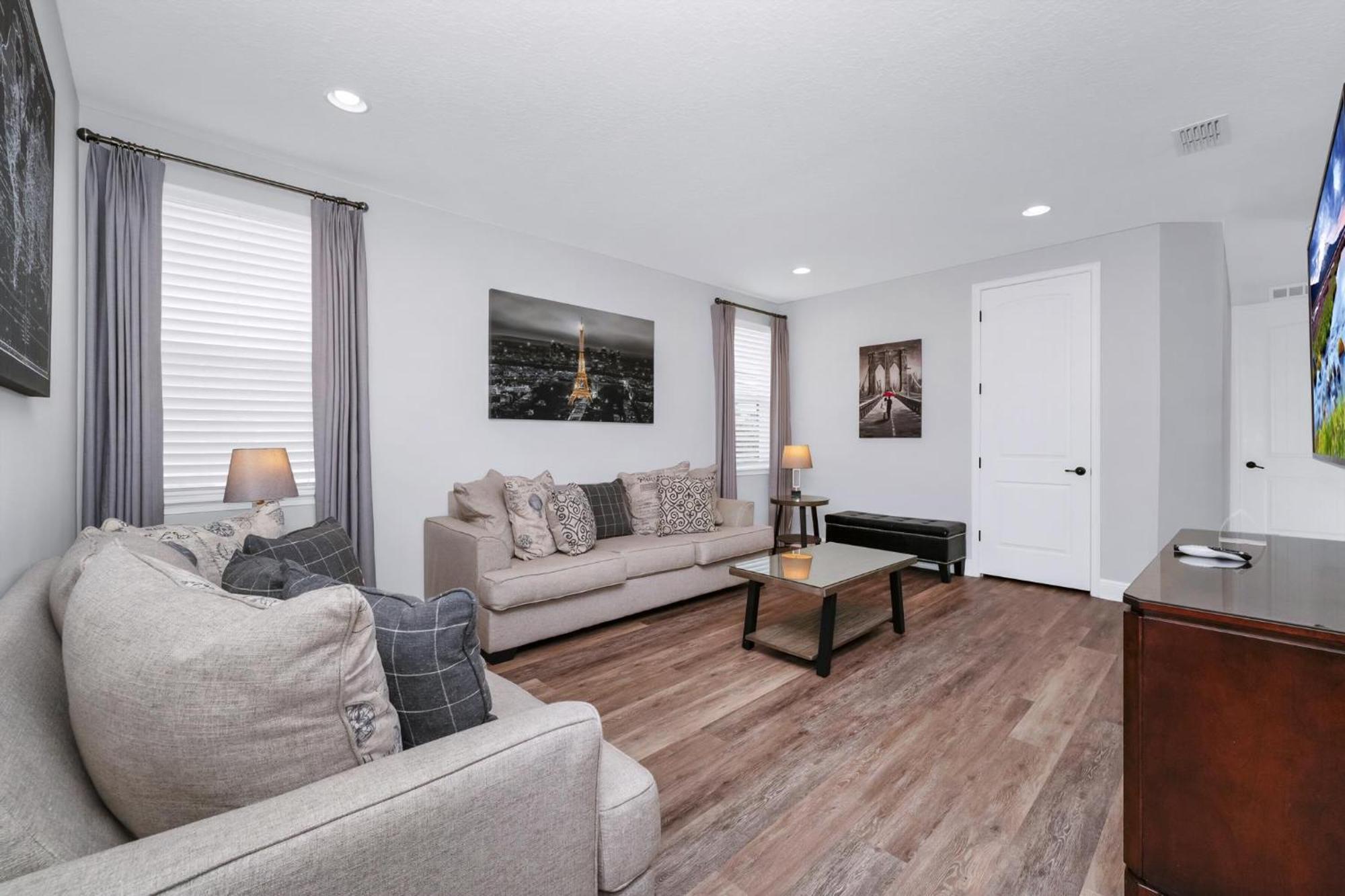 Grand Near With Private Pool And Water Park Access At Encore Reunion - 7519mr
