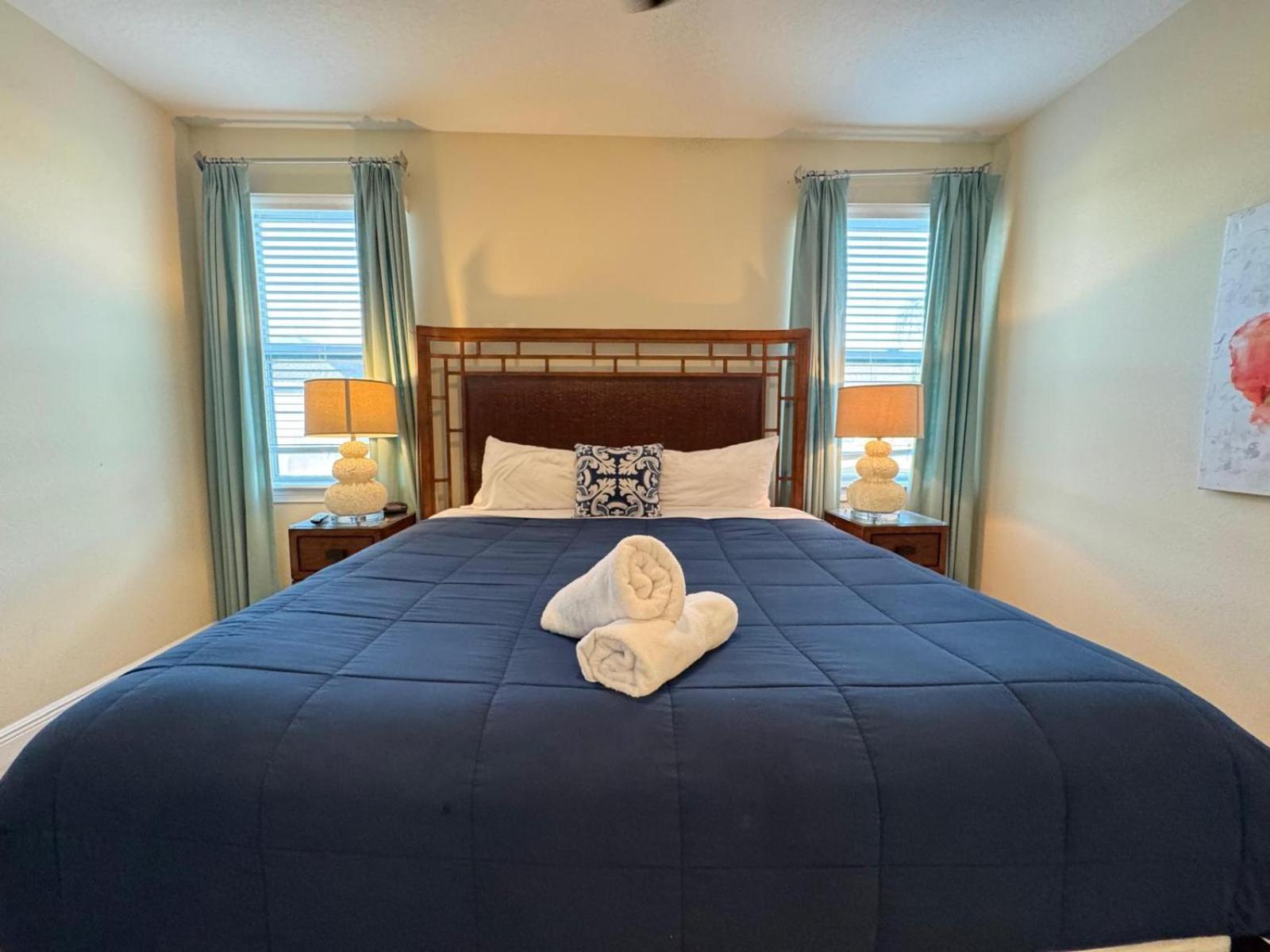 7613-8-bl-only 10 Minutes From Holiday home
