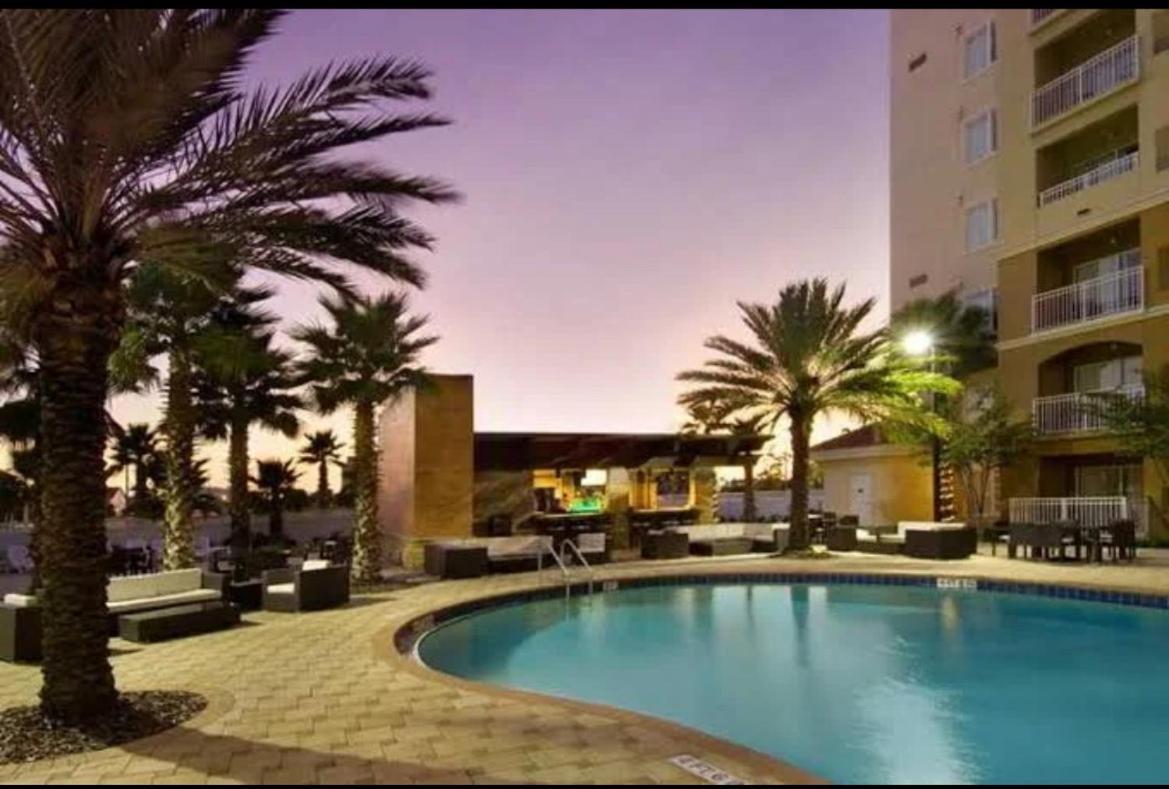 Universal Point Apartment *