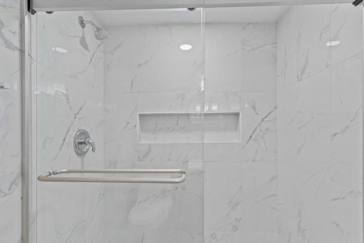 3805 Enclave Apartment