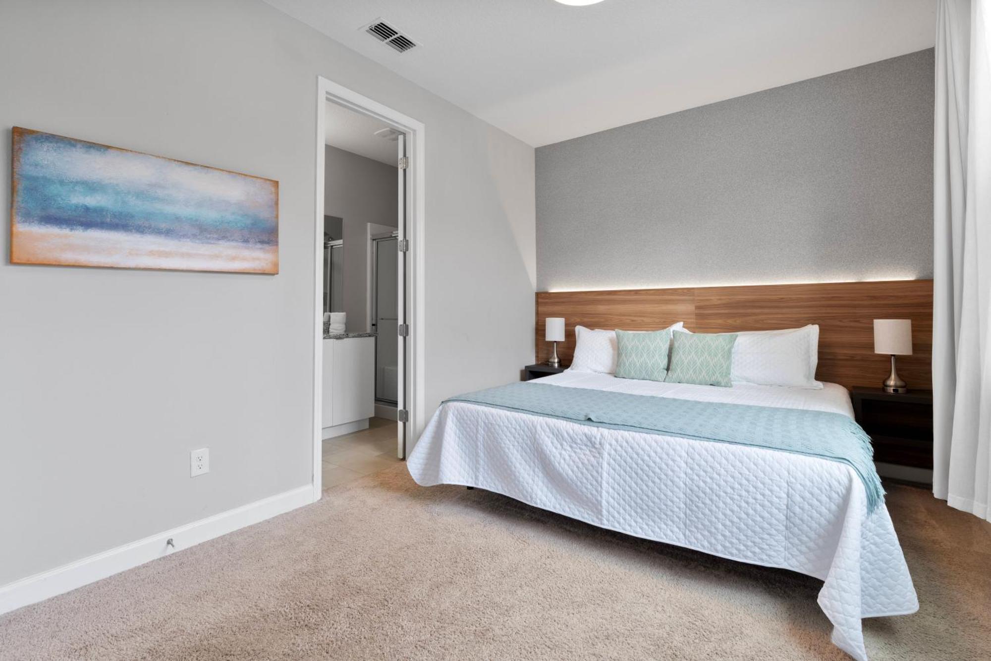 Super Spacious W Private Pool Themed Beds