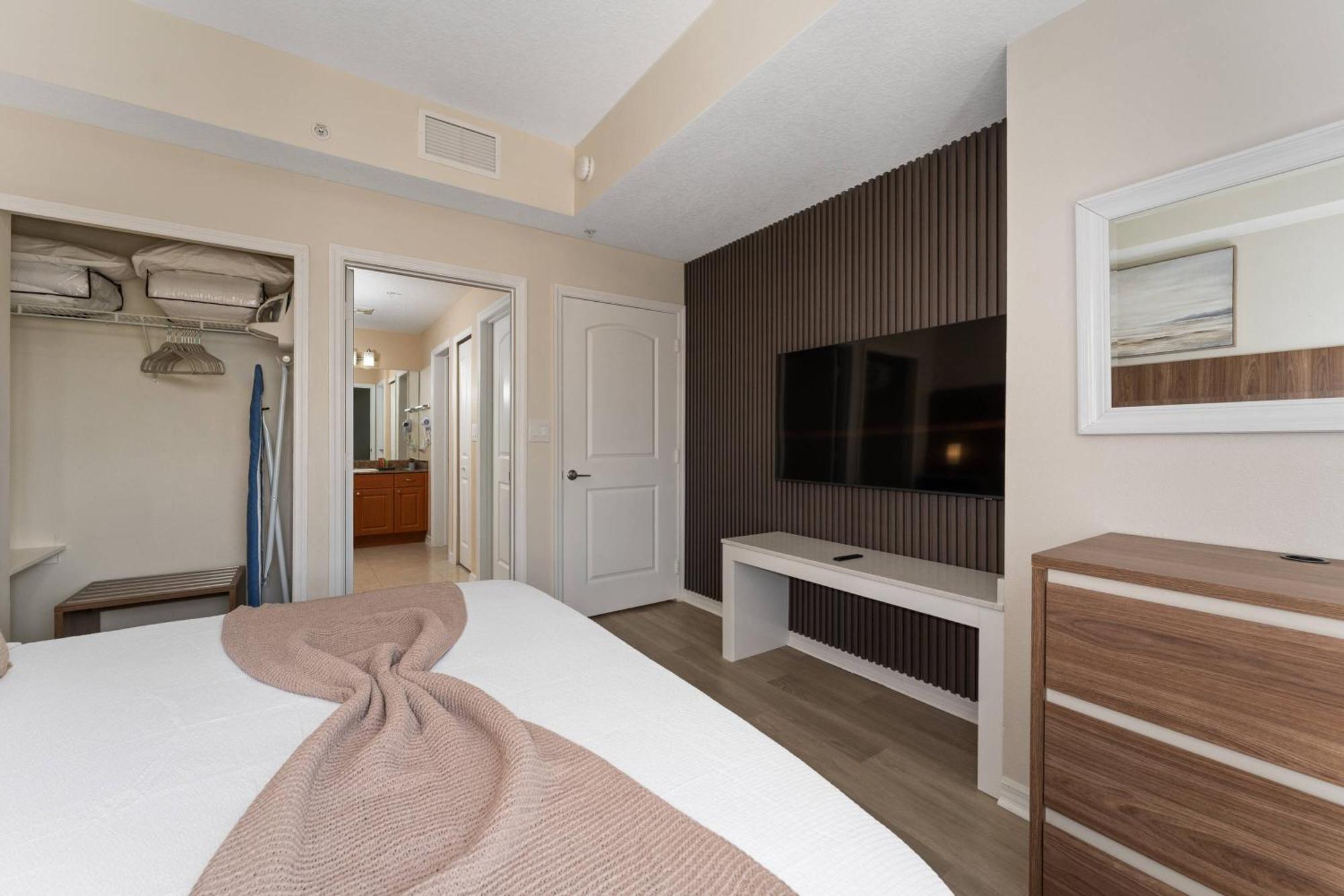 Apartment Cozy W Kitchen Near Universal
