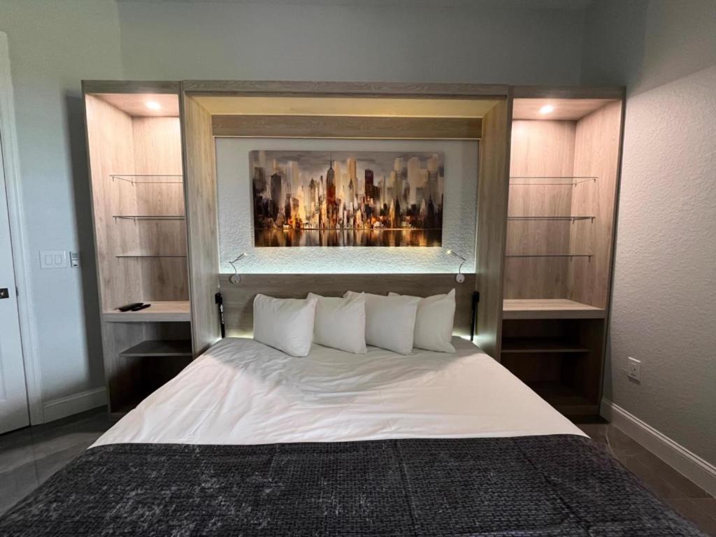 Apartment Luxury Lakeview Penthouse, Vista Cay 1025 *