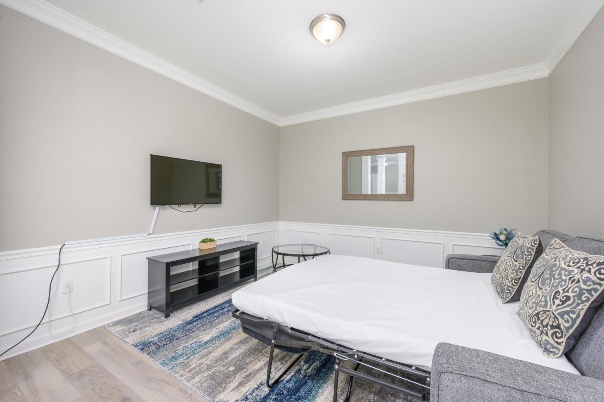 Beautiful Epic Universe Condo, Vista Cay - 1004 Apartment