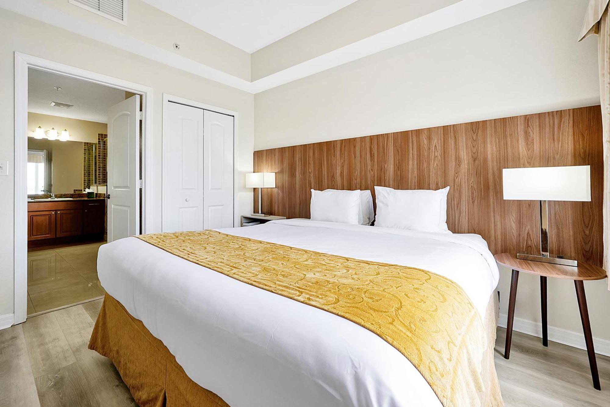 Universal Point Apartment *