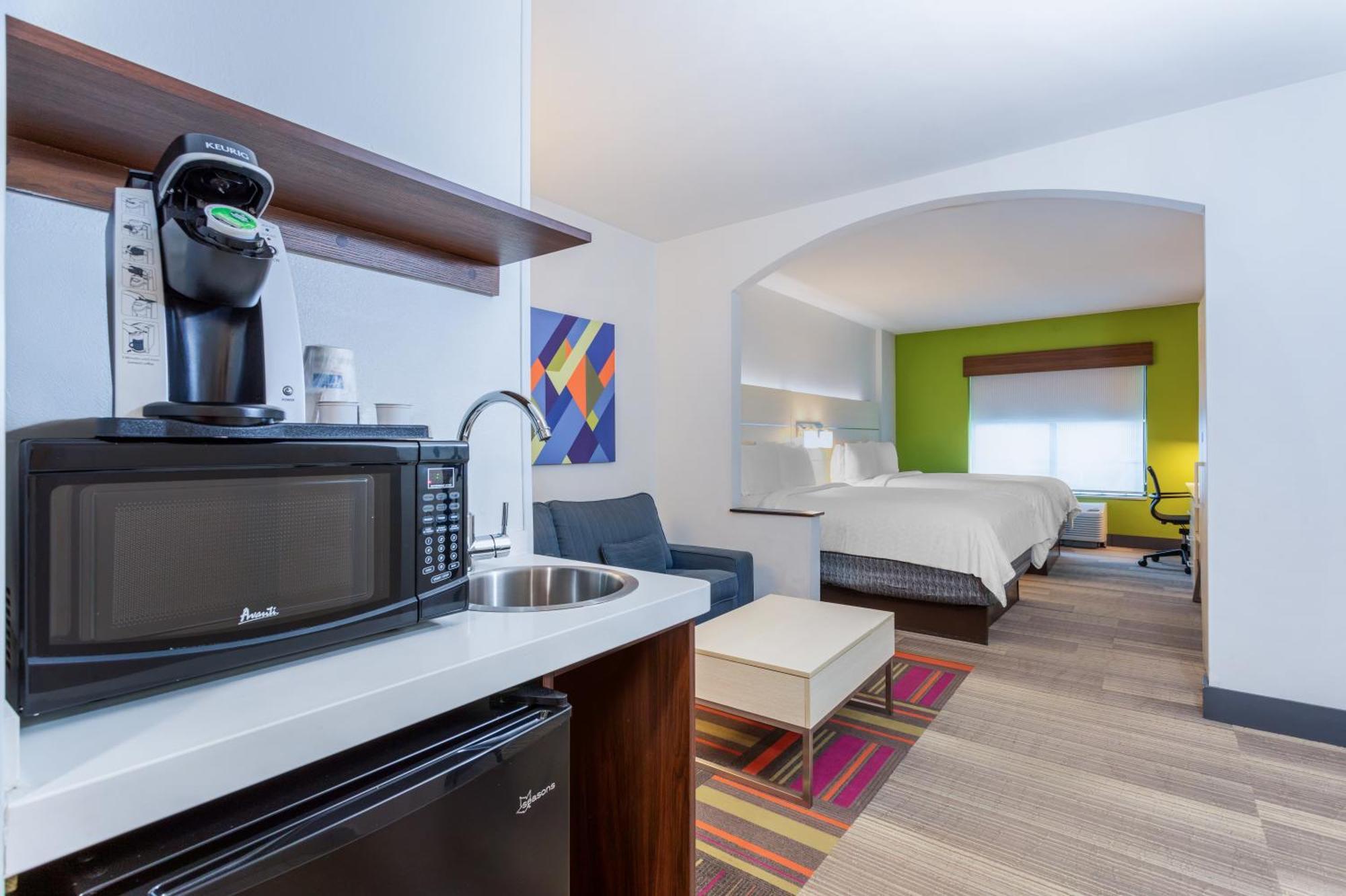 Express-international Drive By Ihg Hotel