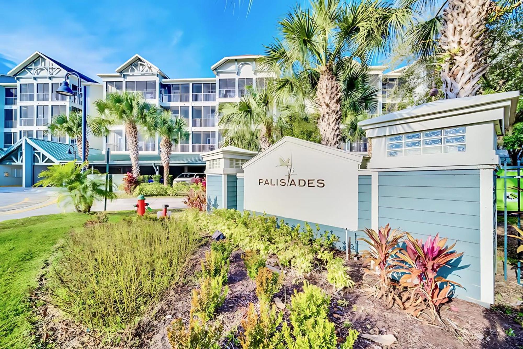 Modern 2br W Private Patio7 Min To Holiday home Orlando