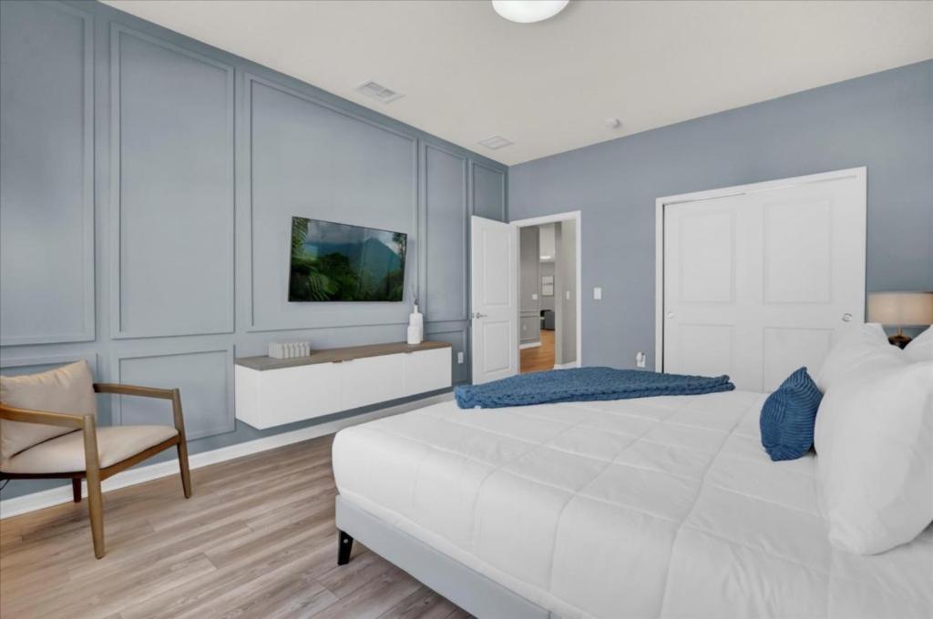 10 Bedrooms - 8 Bathrooms - Windsor Cay 16001cc Orlando